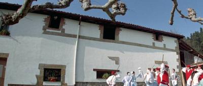 Inauteriak_Ipeñarrieta_Lurra-5a