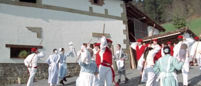 Inauteriak_Ipeñarrieta_Lurra-4