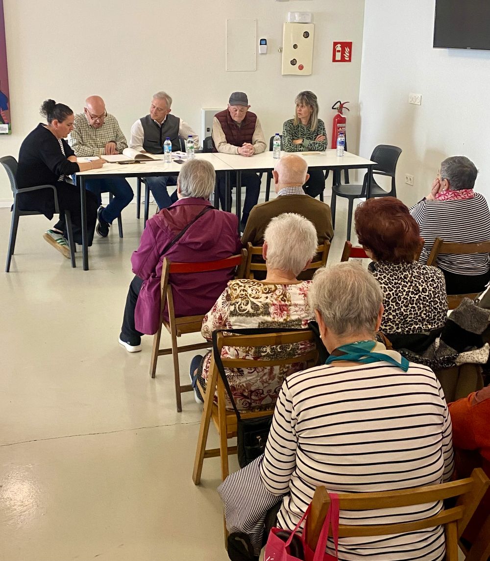 Urretxuk Aterpe Gizarte Zentro berria aurkeztu du, adinekoen ongizatea eta parte-hartzea indartuz