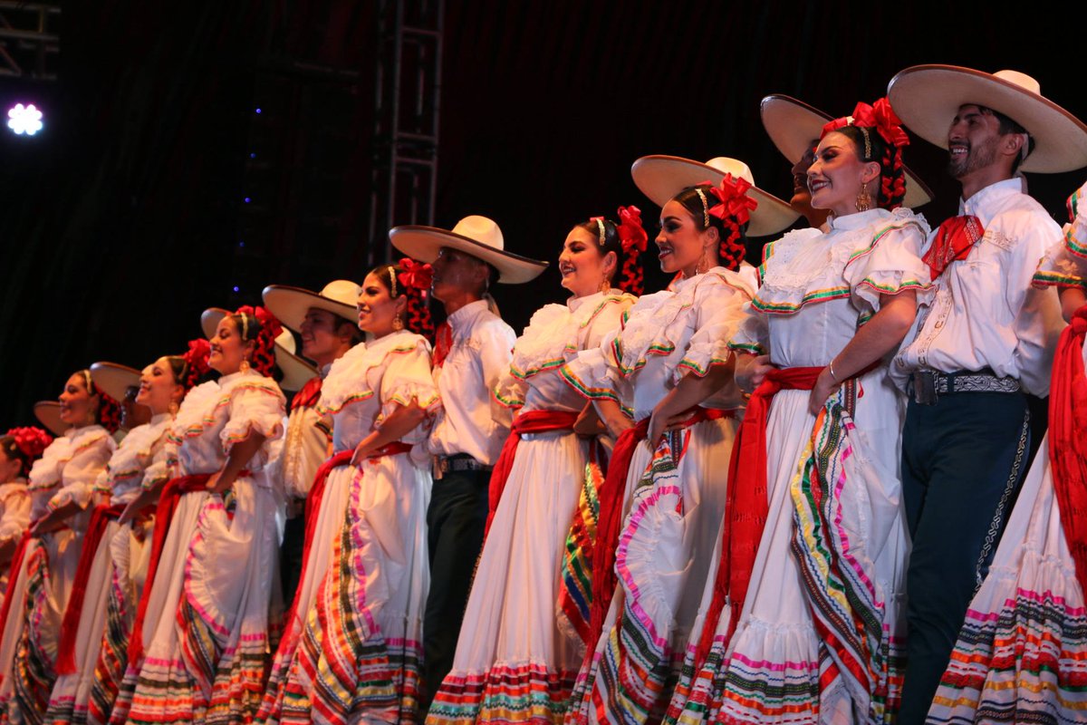 VIII. Concurso fotográfico “ Herri arteko folklore jaialdia” 2026 Bases 