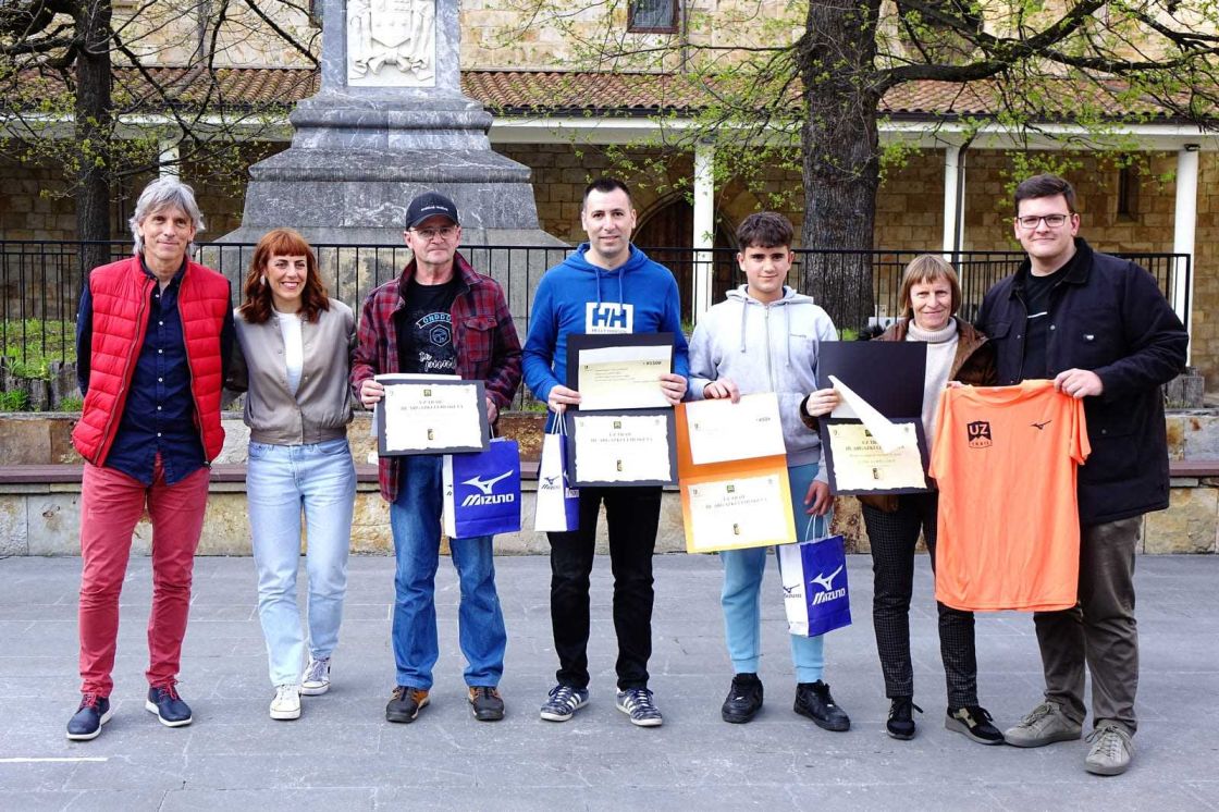 Urrelur astea argazki lehiaketa